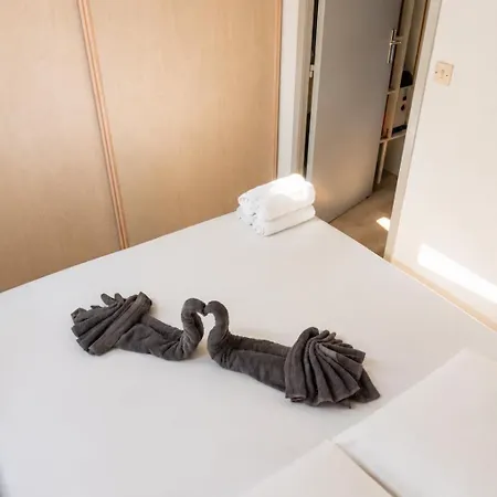 Apartamento La Parenthese Marine - Swimming - Pool Parking - Pond View